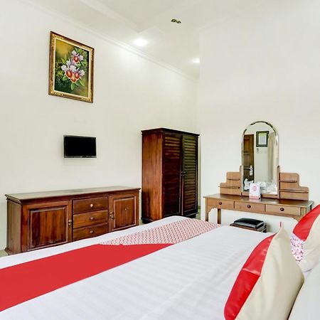 OYO 3261 Hotel Ratu Denpasar Exterior foto